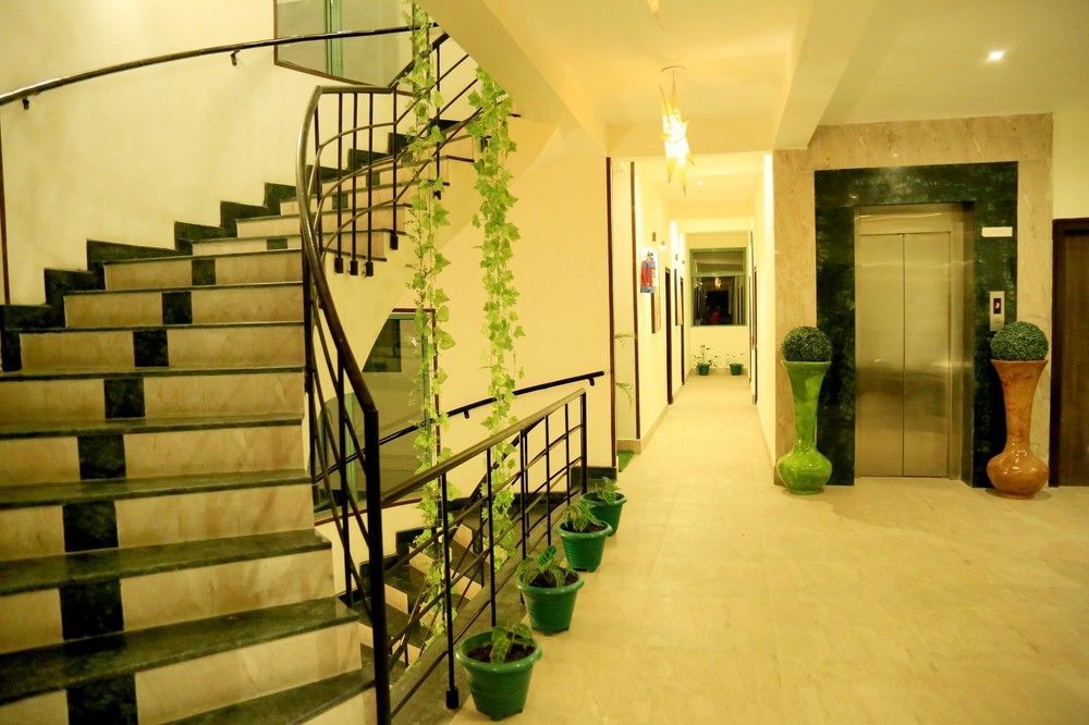 Hotel Lans Castle Lansdowne Esterno foto