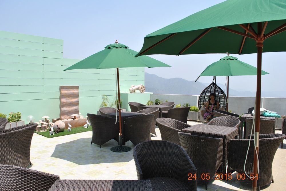 Hotel Lans Castle Lansdowne Esterno foto